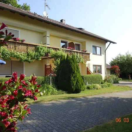 Homestay Gaestehaus Regina Bad Fussing